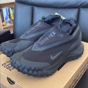 Nike ACG Mountain Fly Gore-Tex